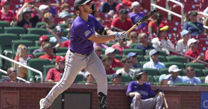Rockies slugger Hunter Goodman hits 2 long homers with bat borrowed from Kyle Farmer
