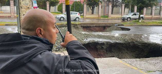 LLUVIAS TORRENCIALES FORMAN NUEVO BOQUETE EN LA GARCÍA SALINAS DE GUADALUPE