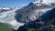Alerta en la capital de Alaska por las posibles inundaciones causadas por el desprendimiento de un glaciar