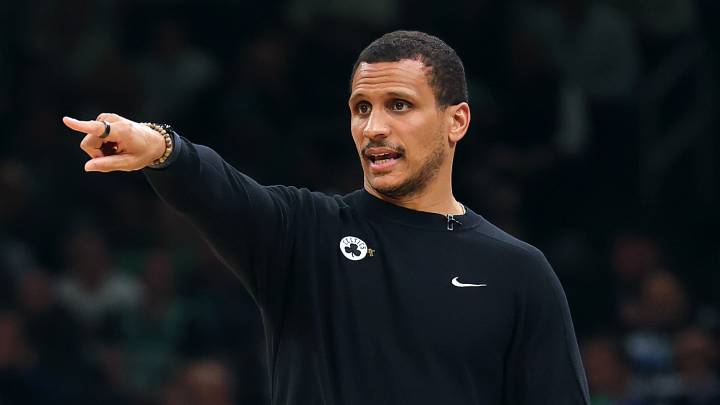 Celtics sign coach Joe Mazzulla to multi-year contract extension