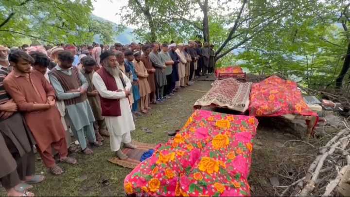 More than 300 dead in Pakistan after heavy floods
