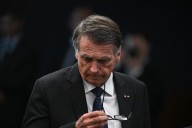 Juicio a Bolsonaro: Corte de Brasil ordena vigilancia permanente al expresidente por riesgo de fuga