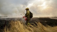 Los sindicatos denuncian la precariedad de los bomberos: "Te dan un cursillo una semana y te mandan a dirigir un incendio sin haber visto uno"