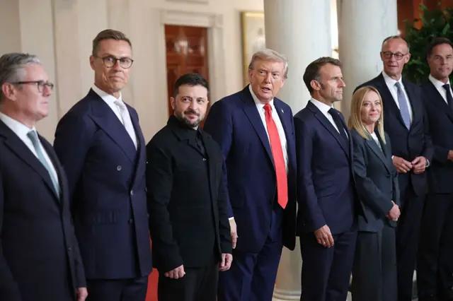 Líderes europeos apoyan cumbre trilateral pero piden más participación