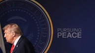 Zelenskyy se reunirá el lunes con Trump tras cumbre entre EEUU y Rusia que no logró frenar combates
