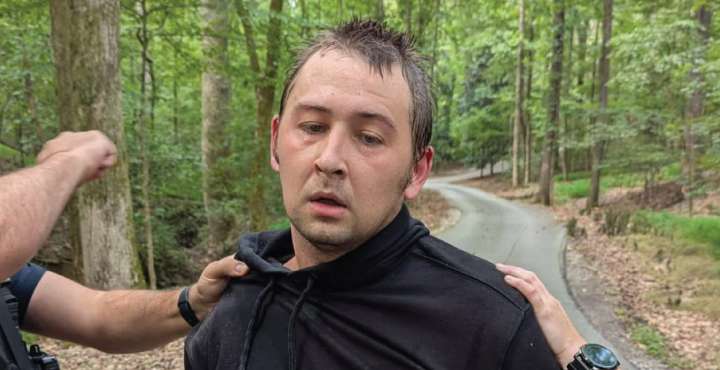 Suspect Wanted In Tennessee Quadruple Killing Arrested Following Week