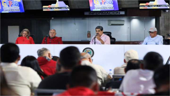 Maduro insta a la militancia a derrotar el sectarismo dentro del PSUV