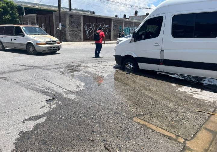 Municipio e Interapas batean denuncias sobre fuga de aguas negras en Simón Díaz