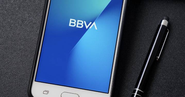 Baja BBVA a 0.85% comisión a pequeños comercios que acepten tarjeta