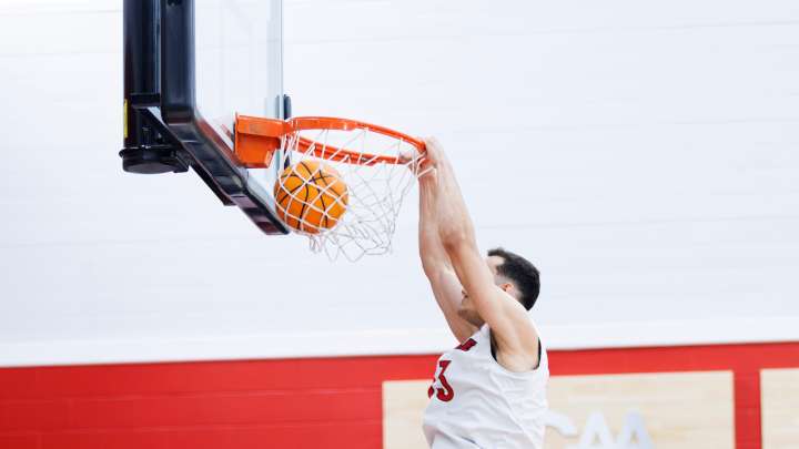 Scouting Louisville basketball's 2025-26 roster: Vangelis Zougris
