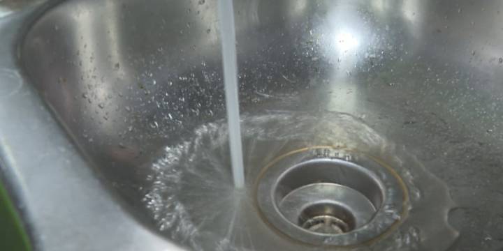 Officials say the water crisis in Apalachicola is settling down, but residents disagree