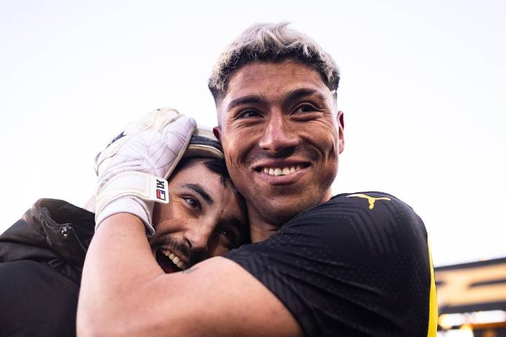 Brayan Cortés se llena de elogios y recibe curioso nuevo apodo tras debutar con Peñarol: “Tuvo un gran estreno”