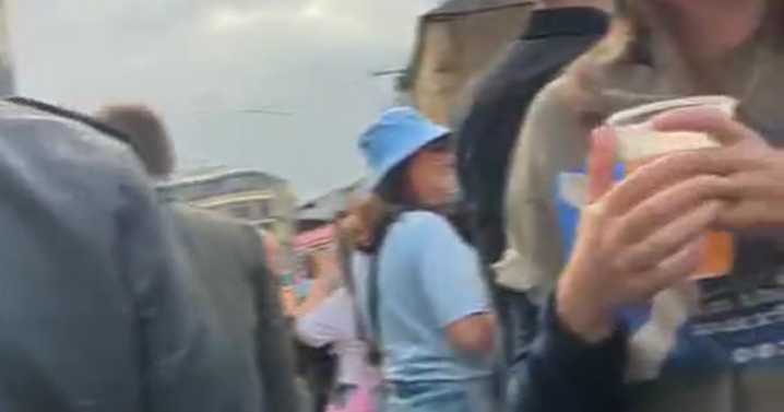 Oasis Edinburgh Murrayfield: Moment local battles through 'sea of fans' outside busy pub