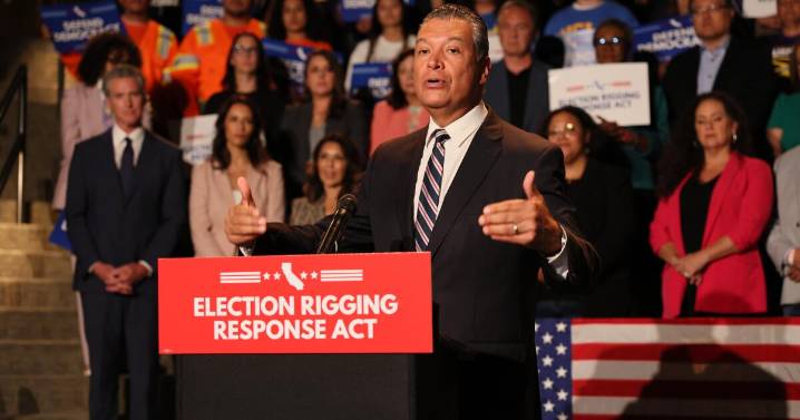 Commentary: In Texas and California redistricting battles, Latino voters hold the key