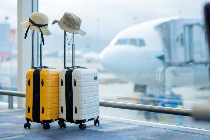 AITA: Would You Watch A Stranger's Bag At The Airport?