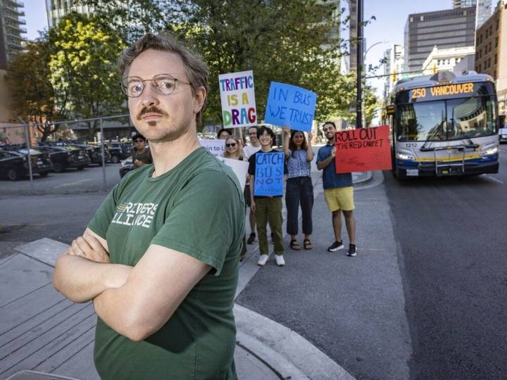 'Dude, where’s our lanes?': Transit advocates call out Vancouver’s bus lane delay