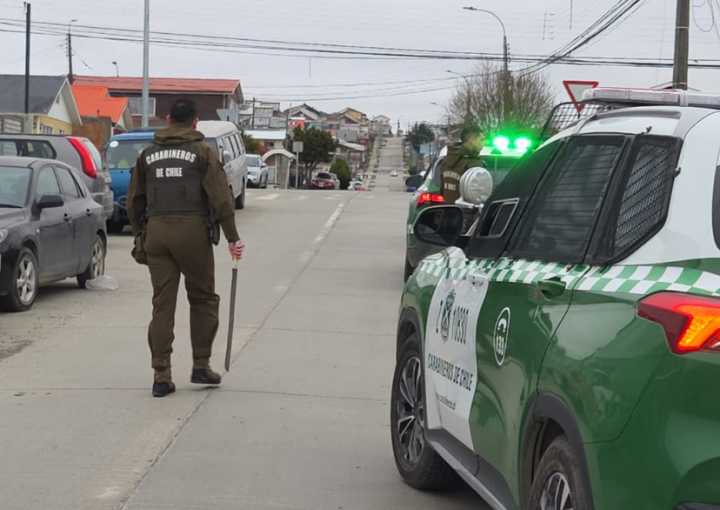 Formalizados por amenazar con machete y armas