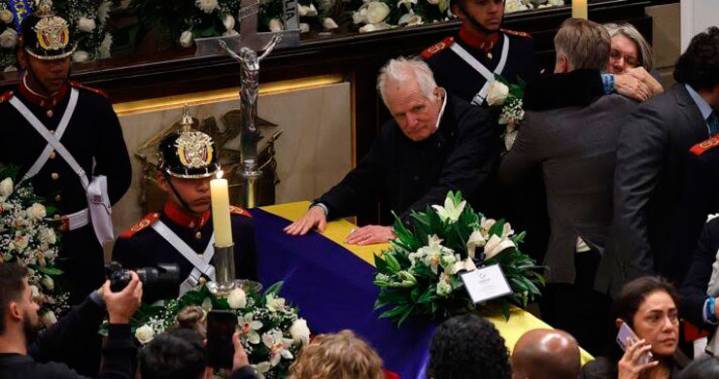 Padre de Miguel Uribe pidió cambiar el rumbo de Colombia en las elecciones