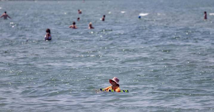 Hot weather sticking around Niagara until mid