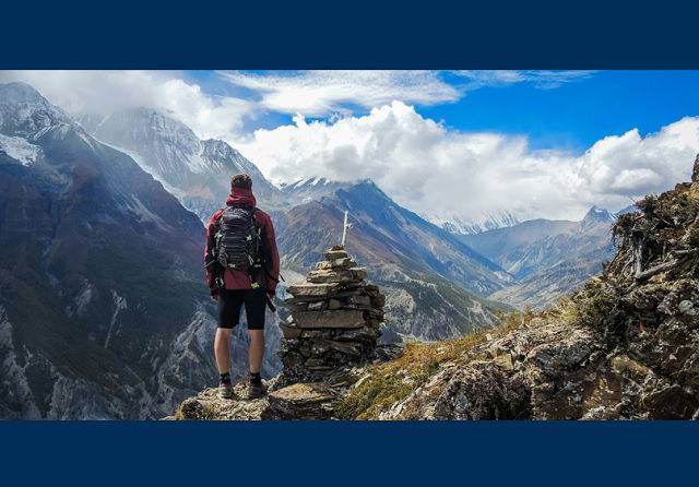 Viajar a los 20 vs. viajar a los 65: lo que realmente buscamos según nuestra edad