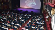 Éxito total en el teatro: Marcelo Arce celebró los 50 años de "Rapsodia Bohemia" de Queen