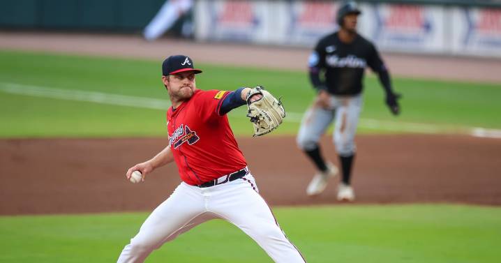 Braves suffer 67th loss with Friday night dud against Marlins