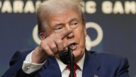 Trump promete "liberar" a Washington del crimen y el Pentágono prepara a la Guardia Nacional