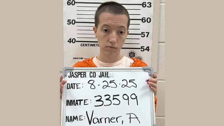 Iowa Woman Arrested After Toddler Falls from Second