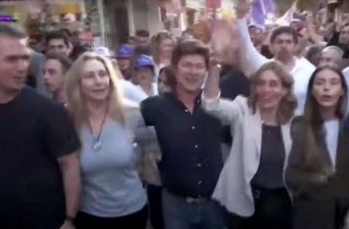 Ahora en Corrientes: repudiaron a Karina Milei y Martín Menem y tuvieron que ser evacuados