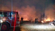 Controlan incendio de pastizales en la zona de la represa