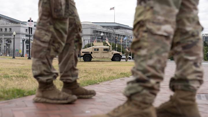 National Guard troops in D.C. to begin carrying firearms