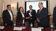 Entrega Facultad de Filosofía y Letras reconocimiento al “Mérito a la Investigación en Humanidades y Periodismo”