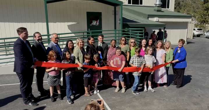 Community celebrates reopening of Lundy Elementary School