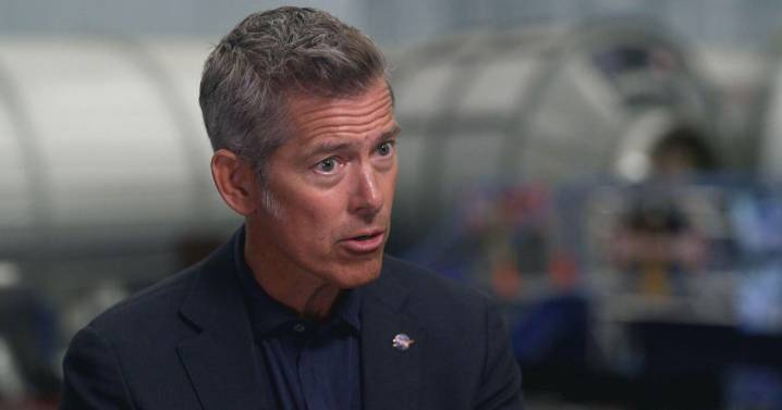 Sean Duffy confident in SpaceX as NASA's choice for lunar return amid skepticism
