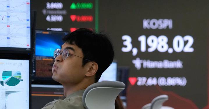 Asian shares mostly gain as eyes turn to meetings at the White House and Jackson Hole