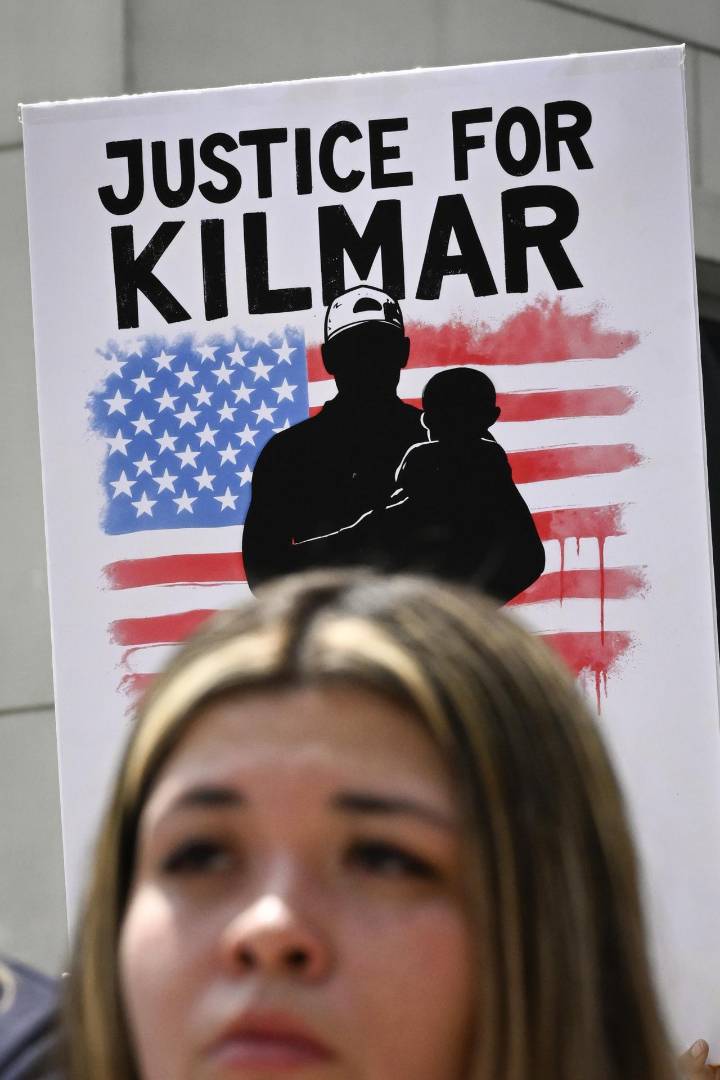 El salvadoreño Kilmar Abrego García es liberado de una cárcel de Estados Unidos