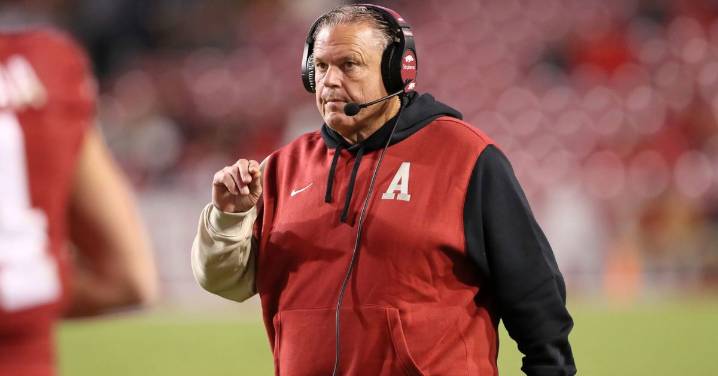 Sam Pittman Shares Big Update from First Scrimmage as Taylen Green Gets Honest on Arkansas OL Sam Pittman is optimistic about Arkansas. Taylen Green also praised the O-line’s progress, but the work is