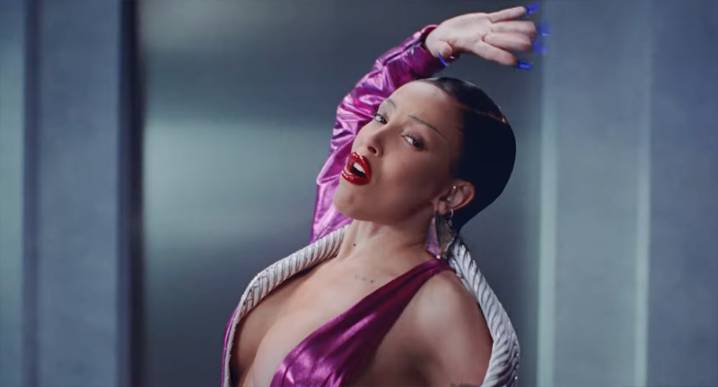‘Jealous Type’ Lyrics: Doja Cat Drops New Single, One of Her Favorites from ‘Vie’ Album – Watch the Video! 