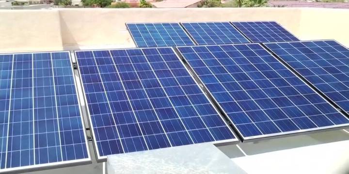 Arizona homeowners rush to install solar before energy tax credits expire