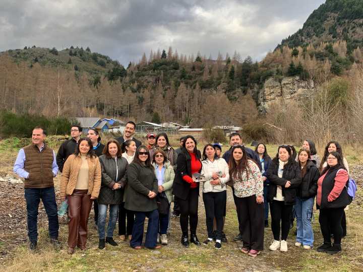 Inician construcción de casas para 16 familias del comité Vida Nueva de Mañihuales