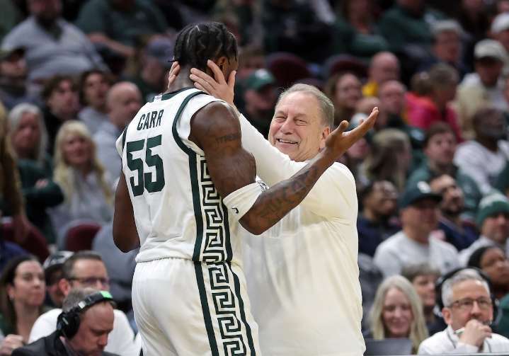 Michigan State basketball takes break from summer training with annual beach trip