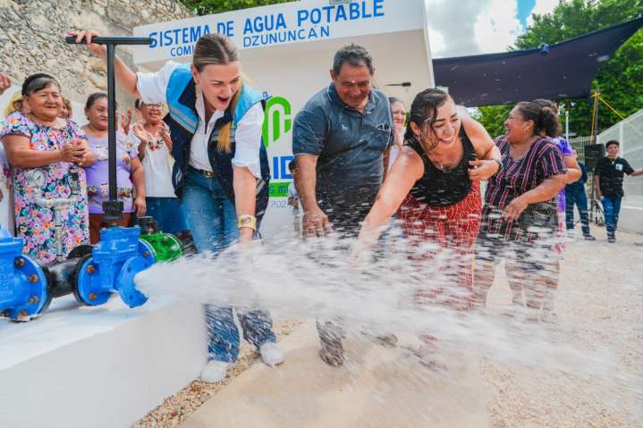 Mejora Ceci Patrón sistemas de agua potable en comisarías del sur de Mérida