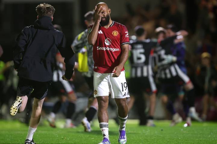 ¡Papelón! Manchester United fue eliminado por un equipo de la cuarta categoría en una definición con ¡26 penales!