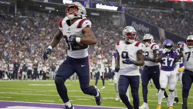 Patriots beat Vikings 20-12 as rookies Henderson and Chism each record another preseason TD