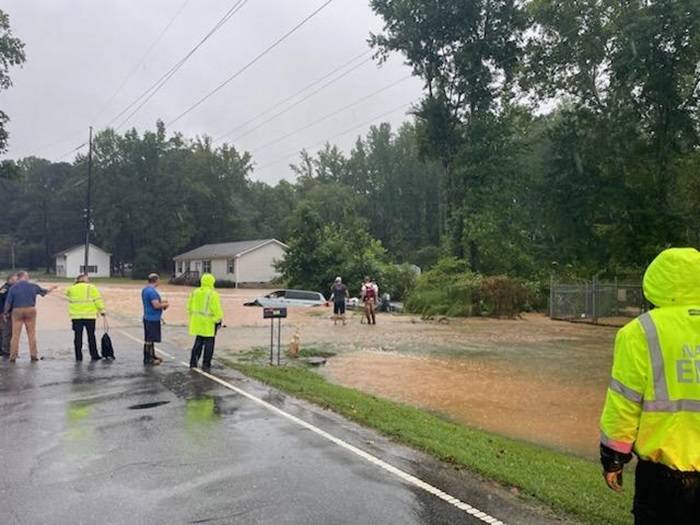 2 people killed after being swept away by flooding in NC: Sheriff