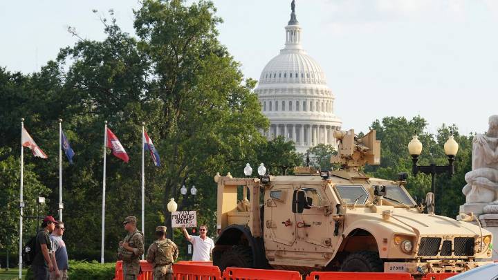 West Virginia sends hundreds of National Guard members to Washington at Trump team's request