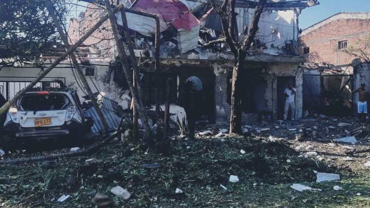 Detienen a dos sospechosos de ataque con carro bomba en Colombia