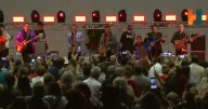 Una noche de nostalgia y rock: DIF Hermosillo celebra Día del Adulto Mayor con concierto de Los Apson