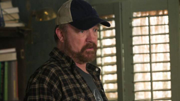 'Supernatural' Interview: Bobby Singer on Beaver's Fate, Fan Encounters, and More