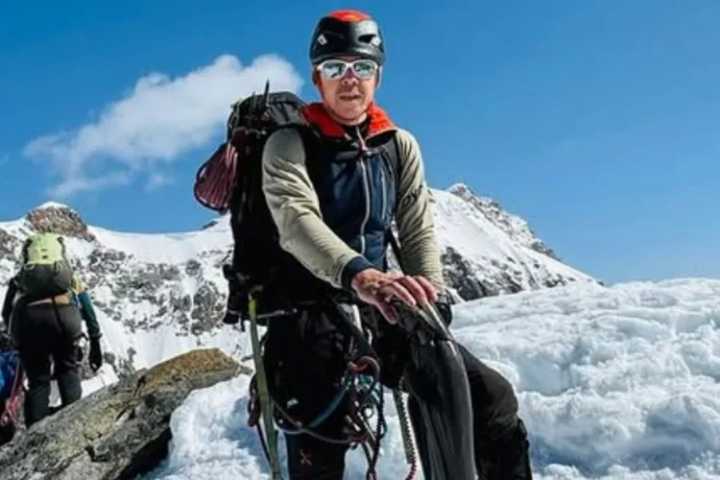 Muere alpinista en Kirguistán tras arriesgar su vida para salvar a una amiga atrapada